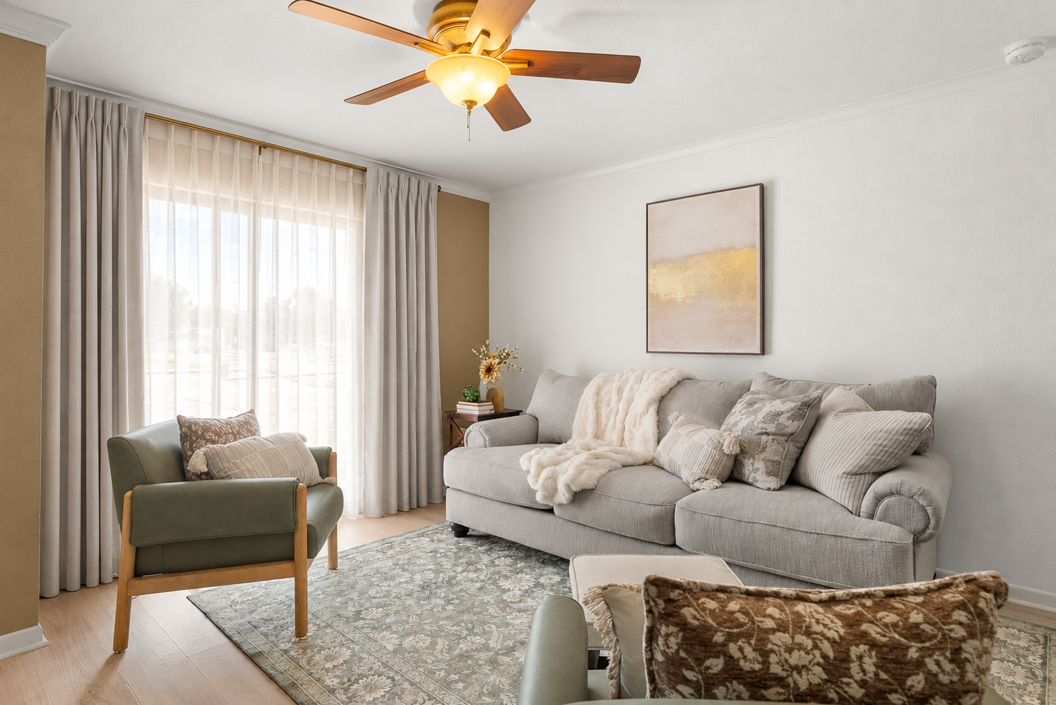 Steps to A&M Bus • End-Unit 2BR w/ King, Pool, W/D