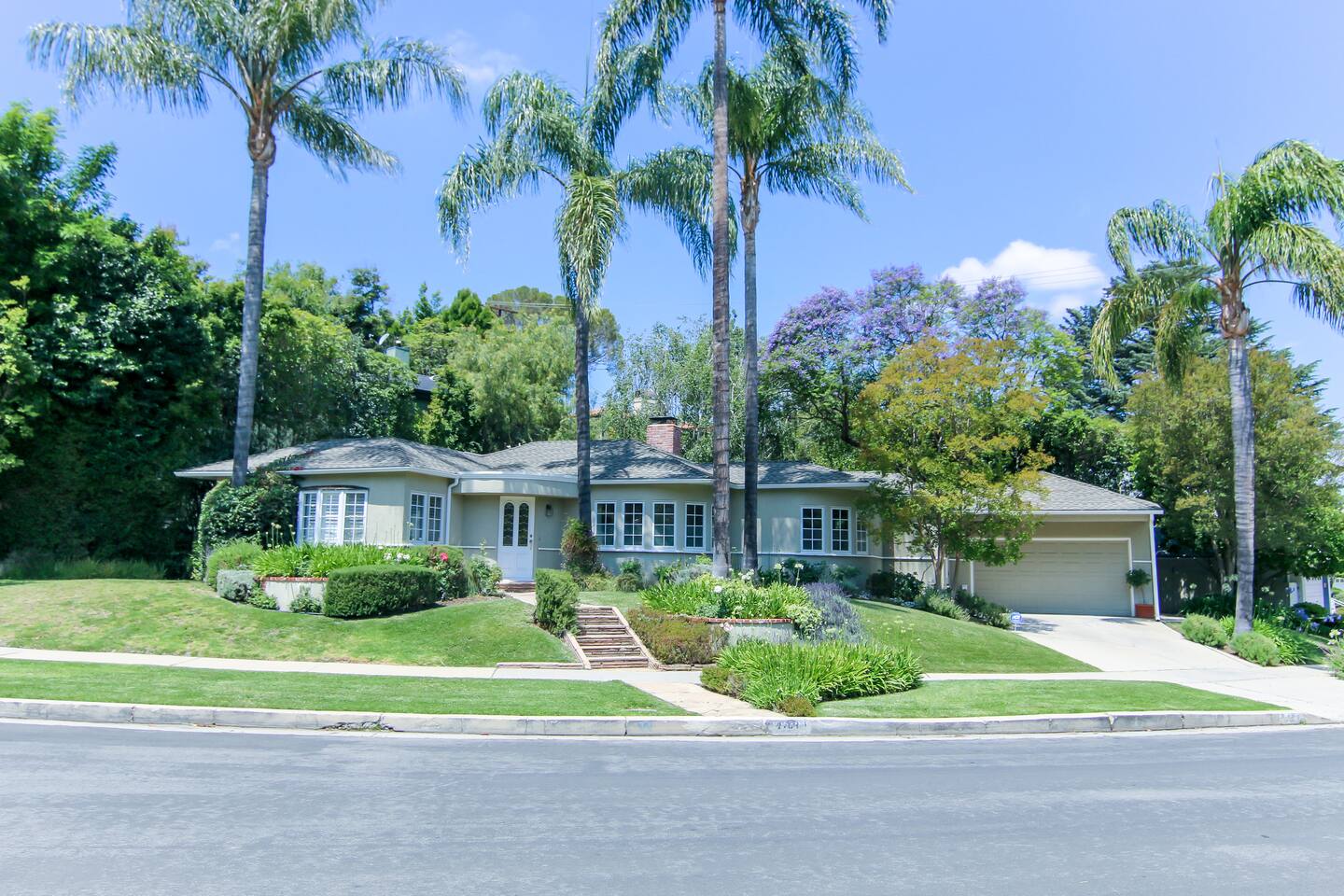 Serene Escape in Sherman Oaks