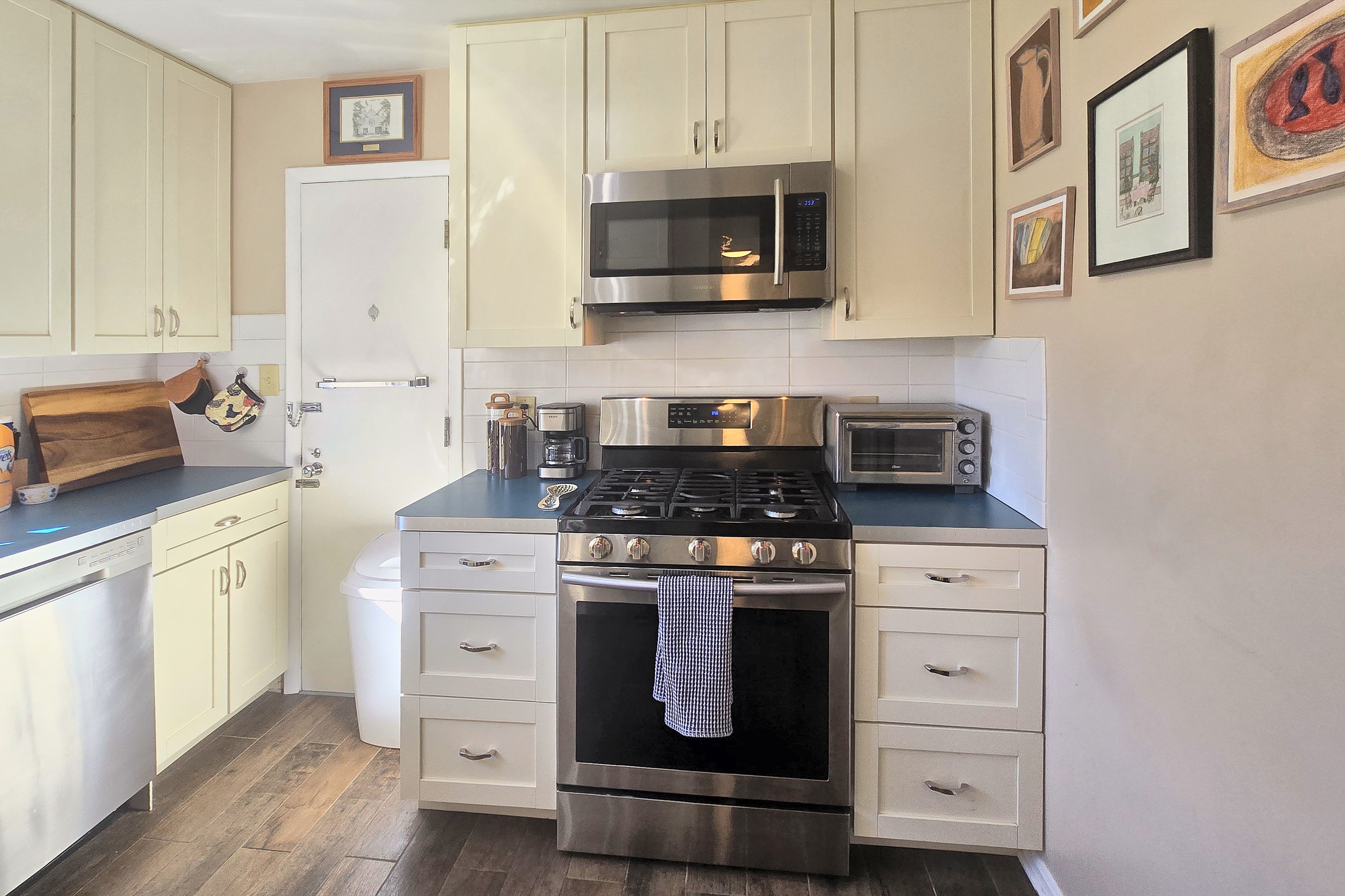 Bright, well-equipped kitchen with gas range and ample storage