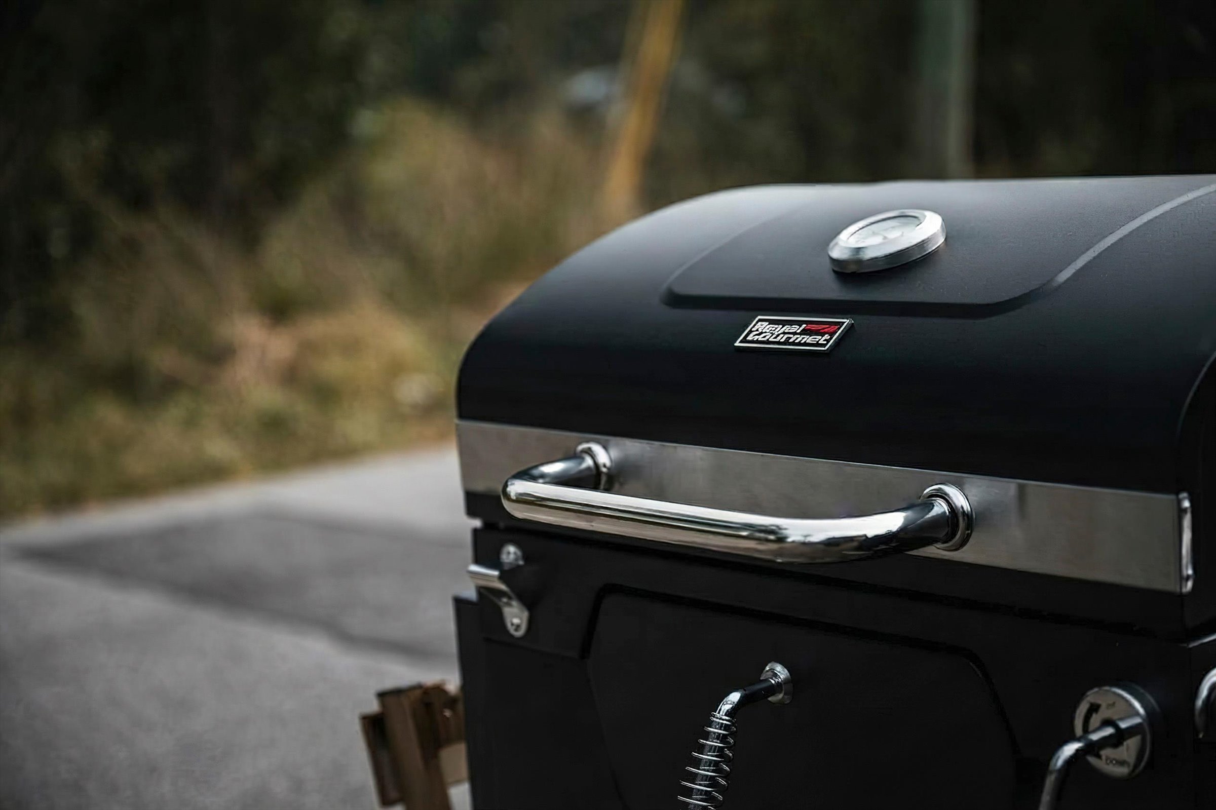 Outdoor grill setup for easy cookouts and relaxed al fresco dining