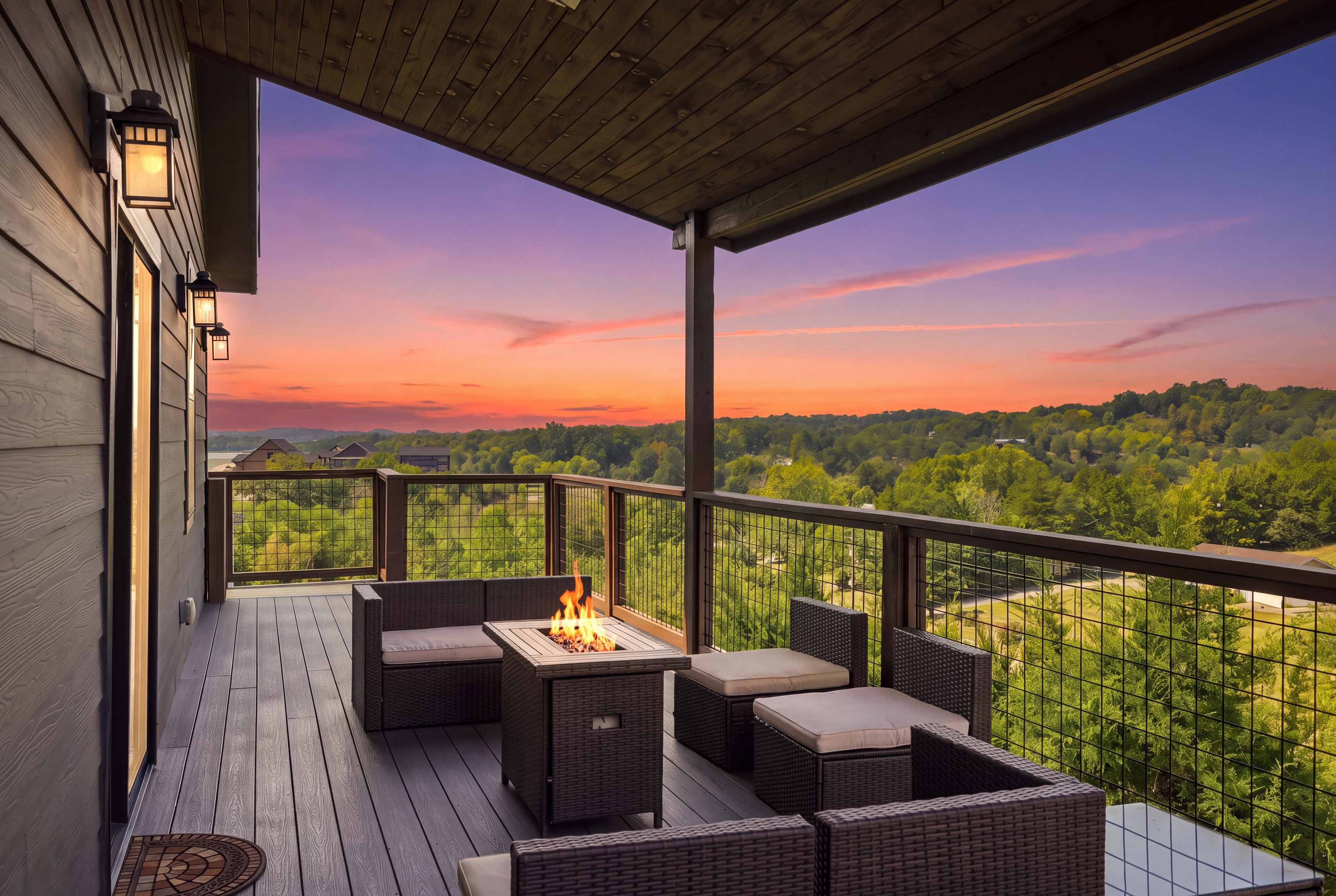 Gated Lake Retreat • Fenced Yard • Sleeps 6/Dog OK