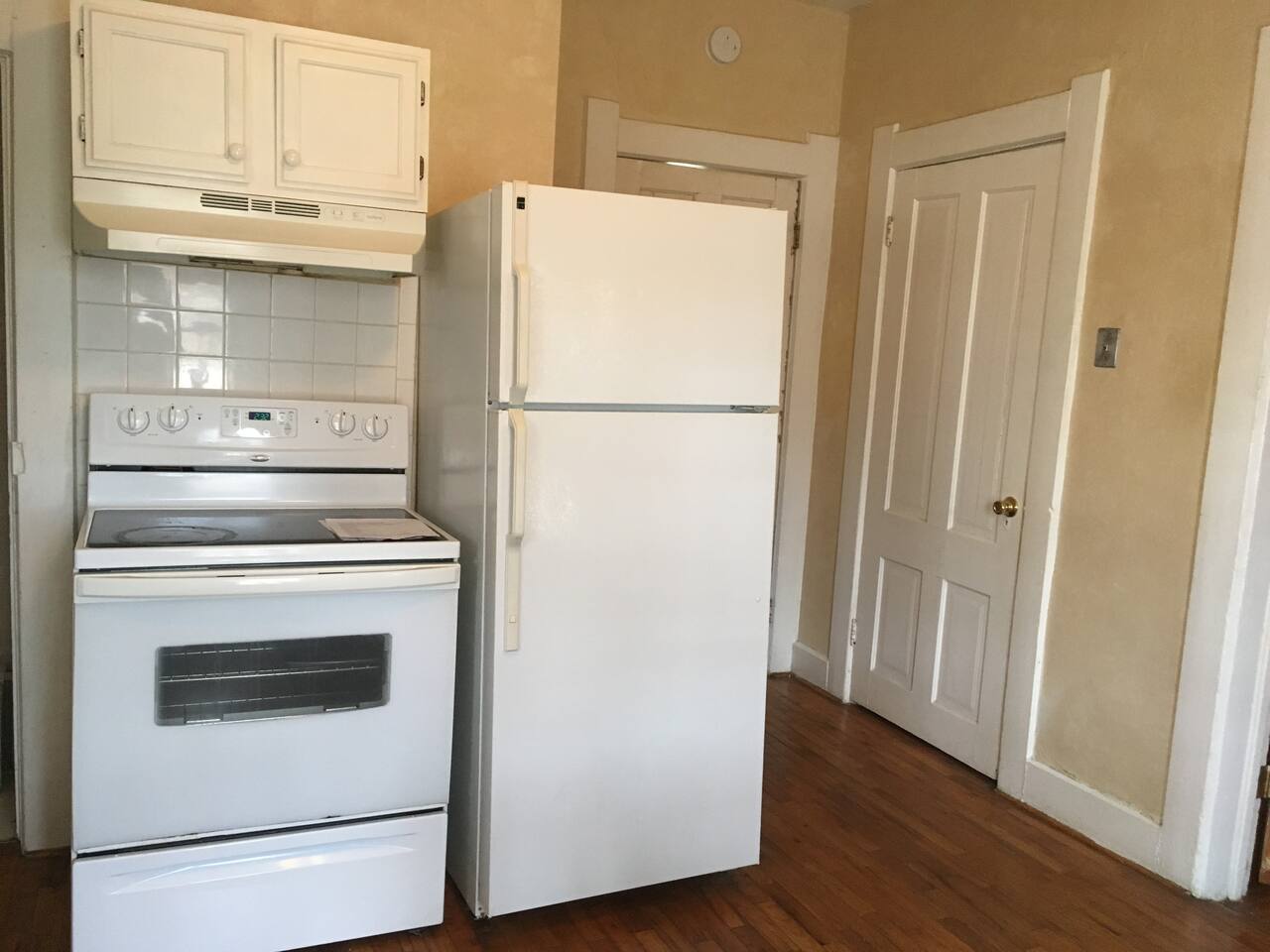 Complete Kitchen with full size fridge and range, microwave, and Keurig coffee machine. Complementary coffee pods, granola bars  or other various snacks, water bottles. Kitchens are also stocked with pots and pans and dishes and utensils.