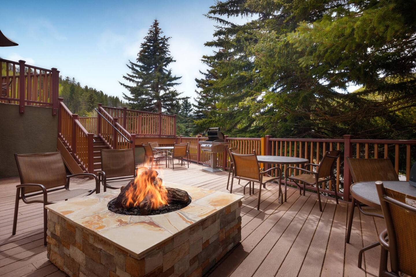 Marriott's StreamSide at Vail - Birch, Douglas, and Evergreen fire pit