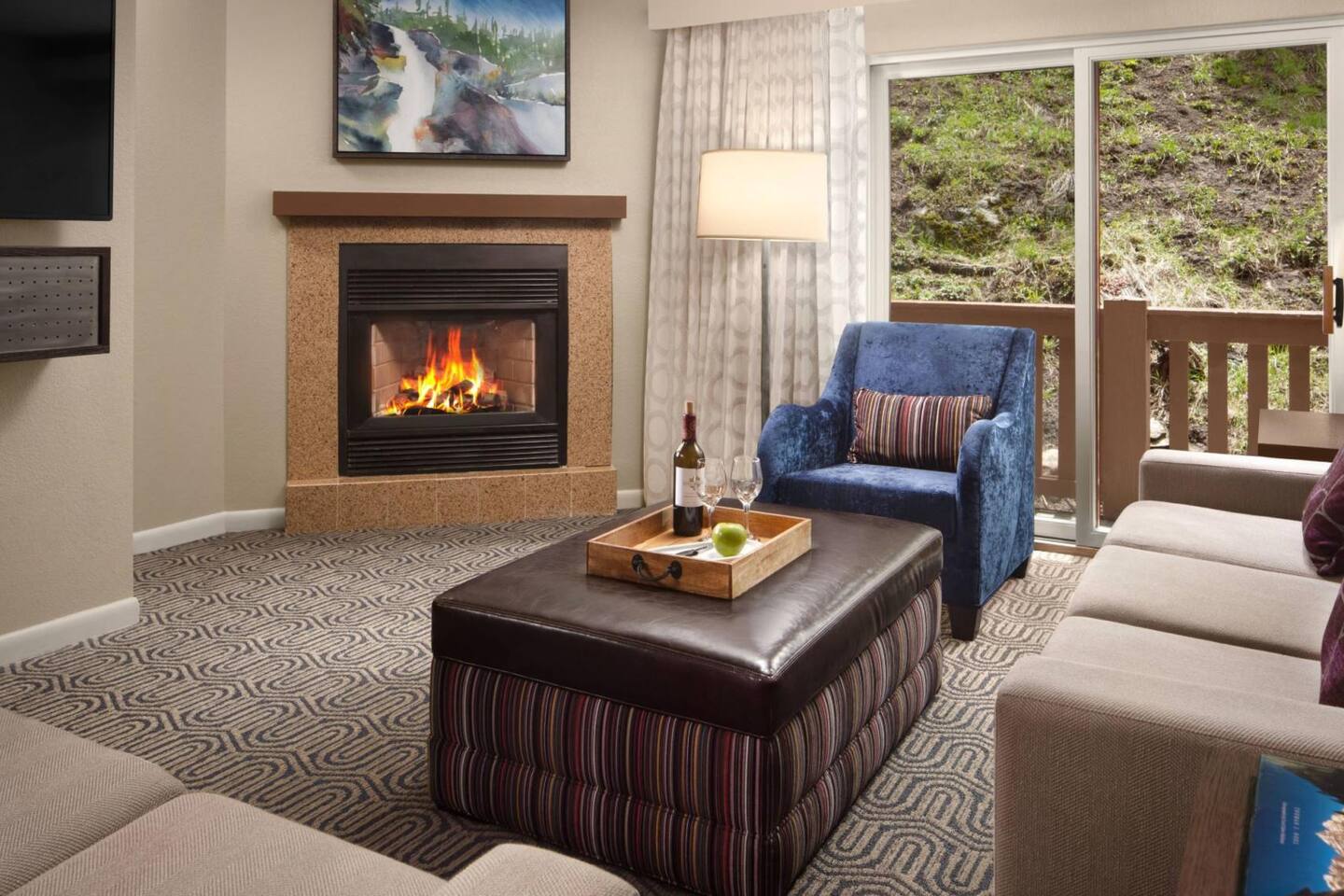 Marriott's StreamSide at Vail - Birch, Douglas, and Evergreen — Two Bedroom Villa in Birch Building