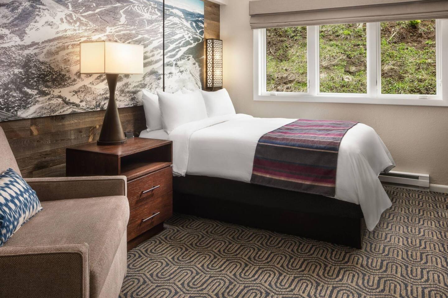 Marriott's StreamSide at Vail - Birch, Douglas, and Evergreen — Two Bedroom Villa in Birch Building