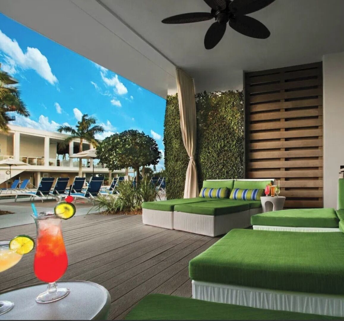 Lounge Area Marco Island Crystal Shores