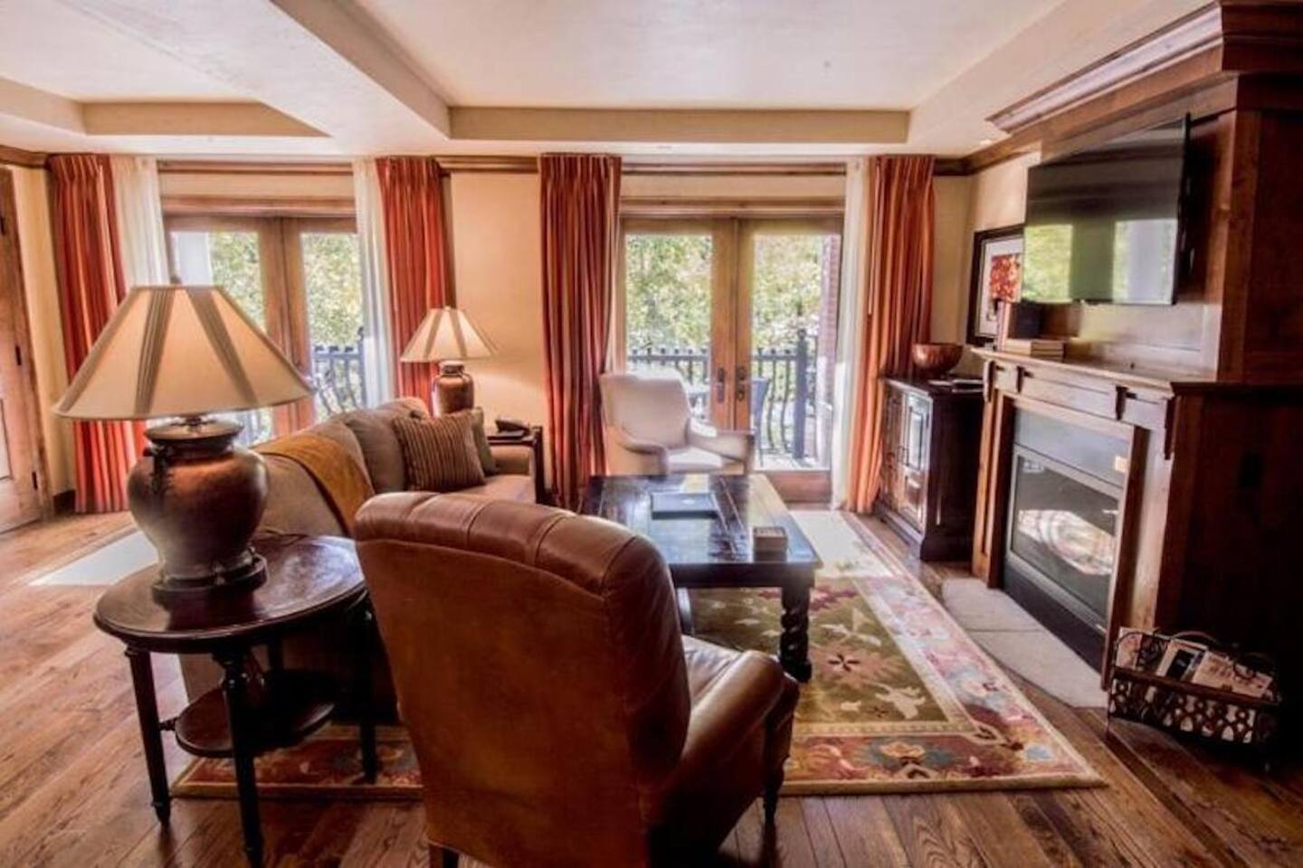 ASPEN MOUNTAIN RESIDENCES FORMALLY THE GRAND HYATT ASPEN IN TOWN