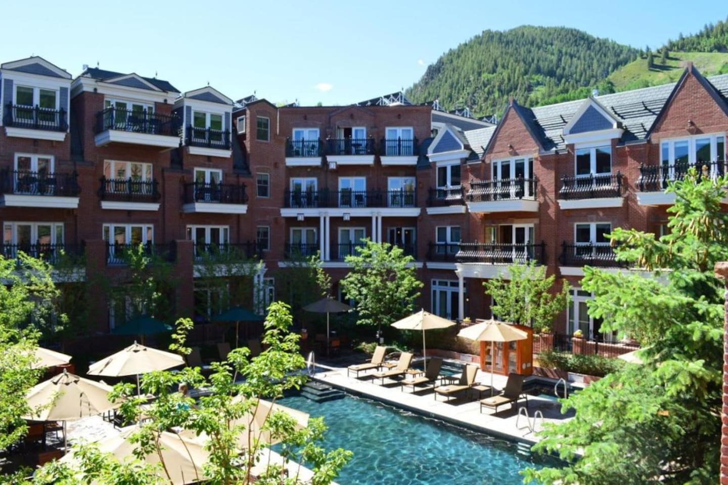 Aspen Mountain Residences Formally The Grand Hyatt Aspen In Town