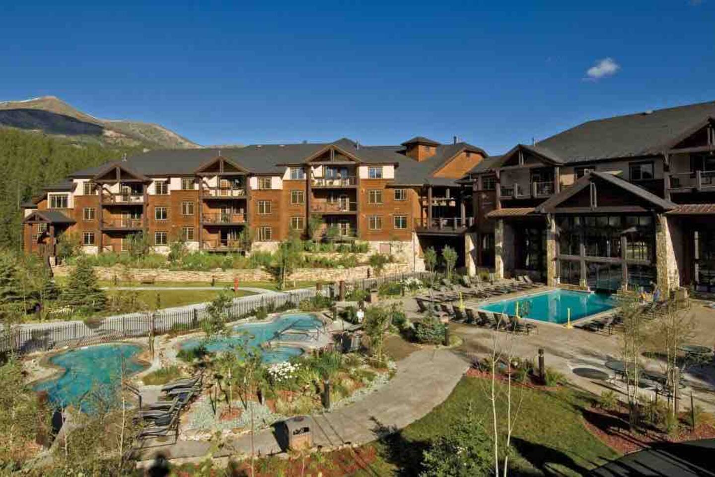 1 BDR Grand Timber Lodge Breckenridge, CO!