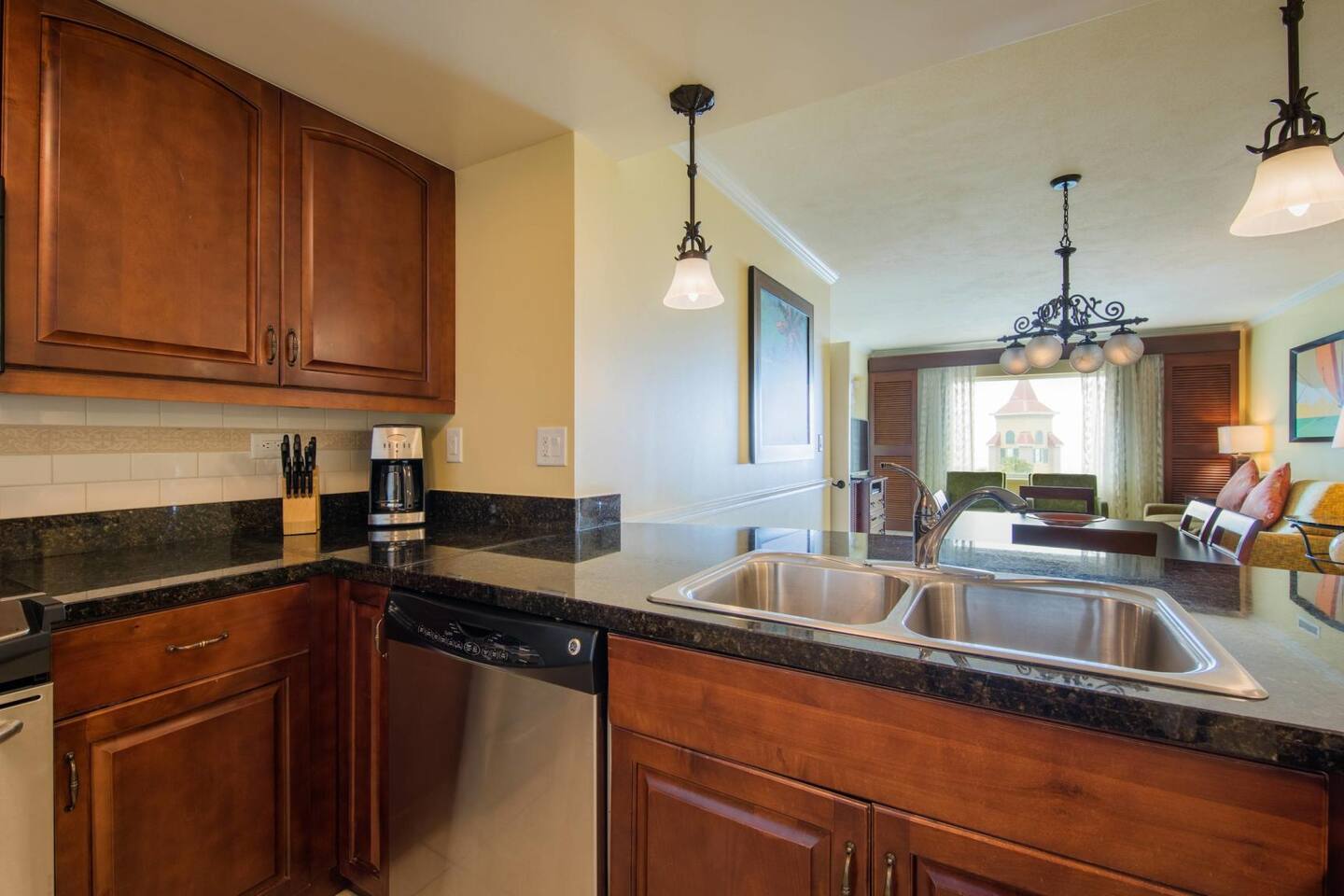 MARRIOTT'S FRENCHMAN’S COVE ST. THOMAS UVBI RESORT KITCHEN