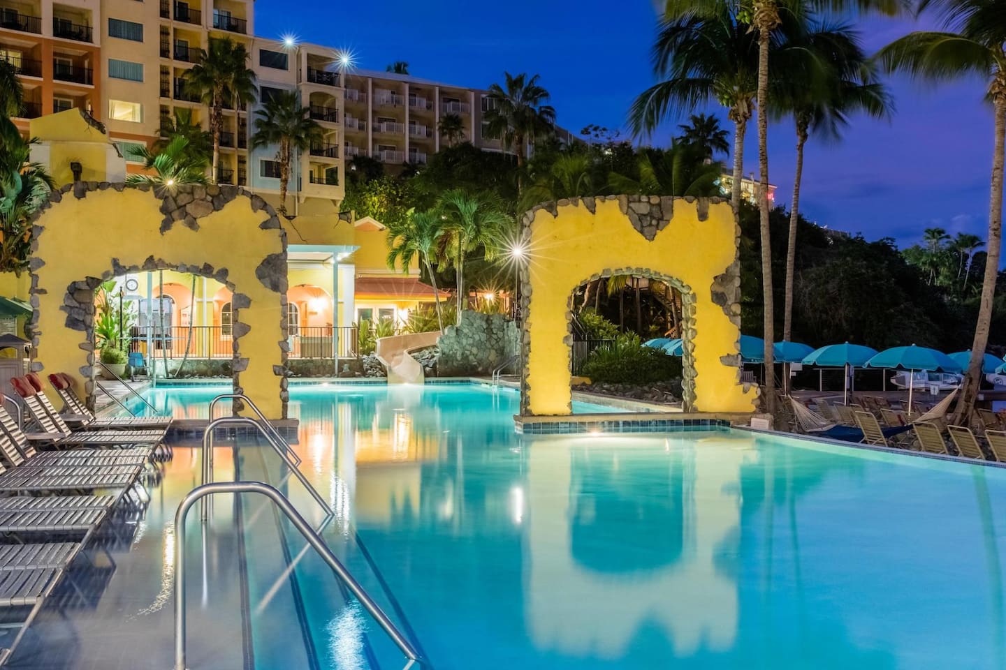 MARRIOTT'S FRENCHMAN’S COVE ST. THOMAS UVBI RESORT POOL