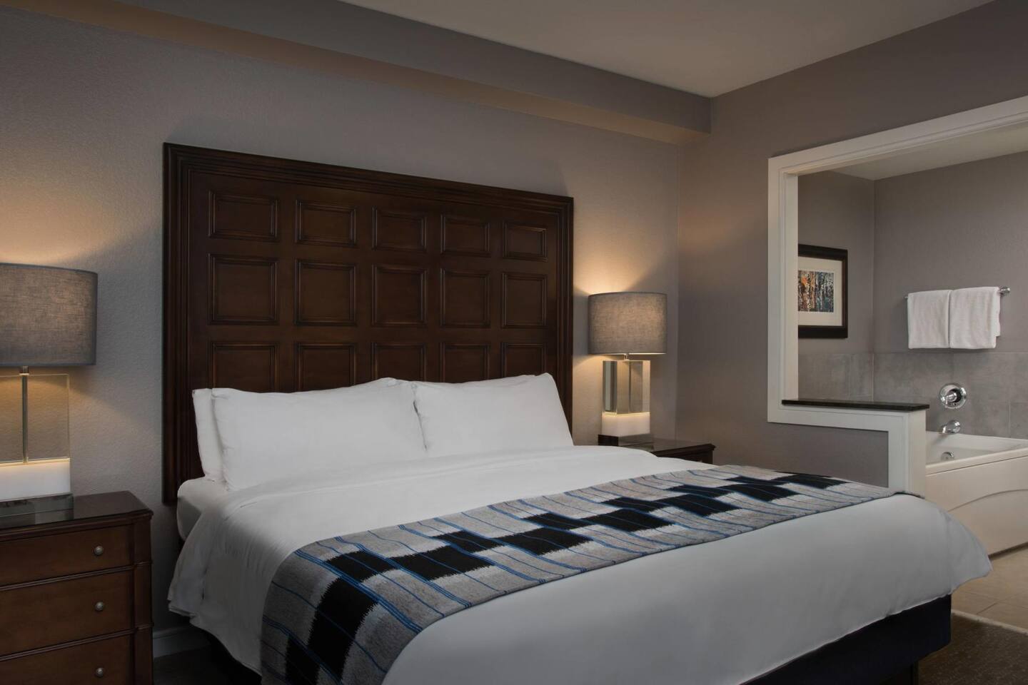 MARRIOTT MOUNTAINSIDE PARK CITY BEDROOM KING
