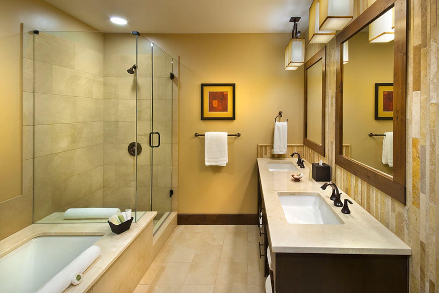 NORTHSTAR LODGE LUXURY RESORT, RESORT, LAKE TAHOE BATHROOM