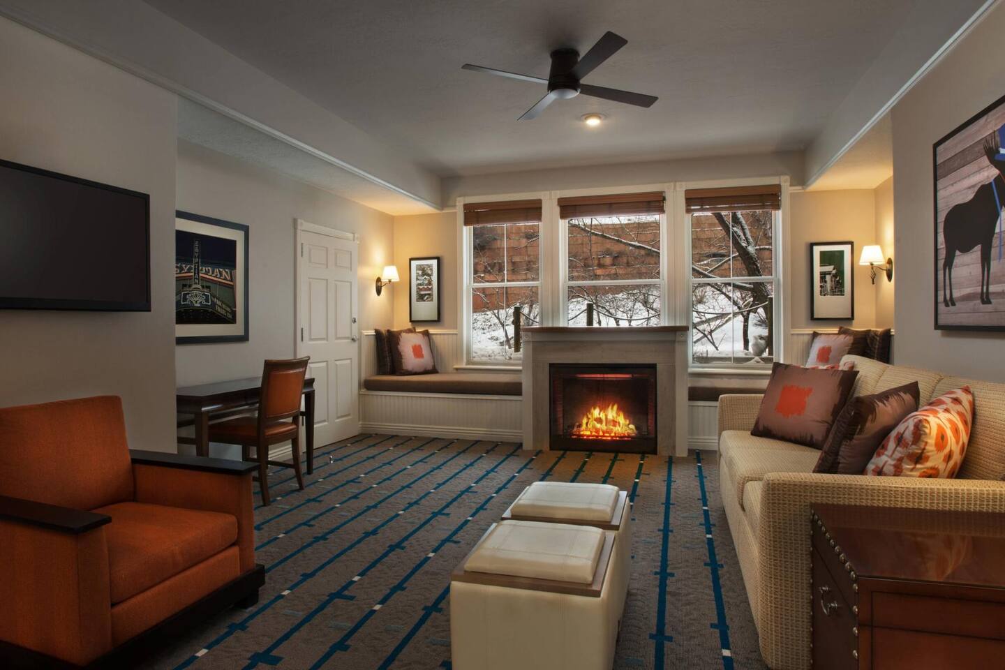 BEDROOM MARRIOTT'S SUMMIT WATCH PARK CITY UTAH! LIVING AREA, FIREPLACE SLEEPER SOFA