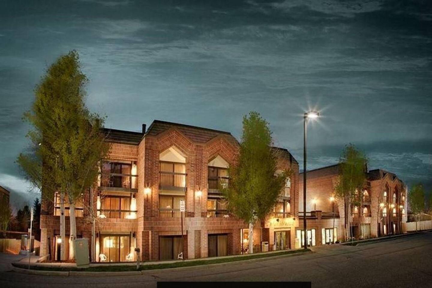 2 Bedroom Suite, Park Plaza, Park City Utah!