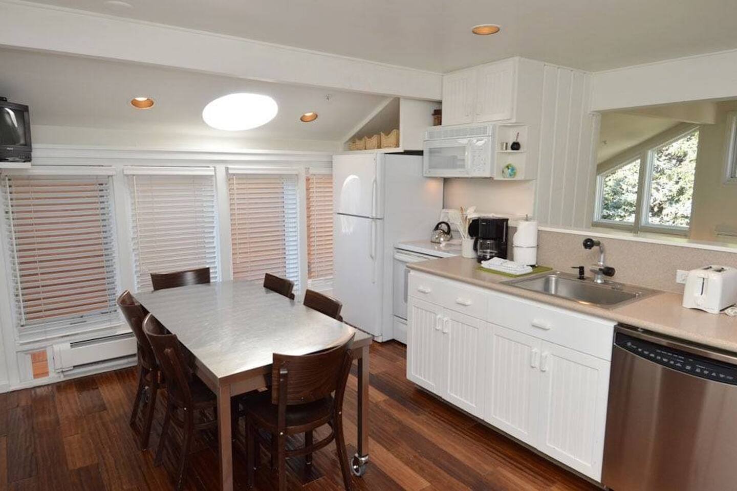2/2 Condo Aspen Core xxxx