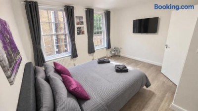 Flat 2 – 19 Percy St