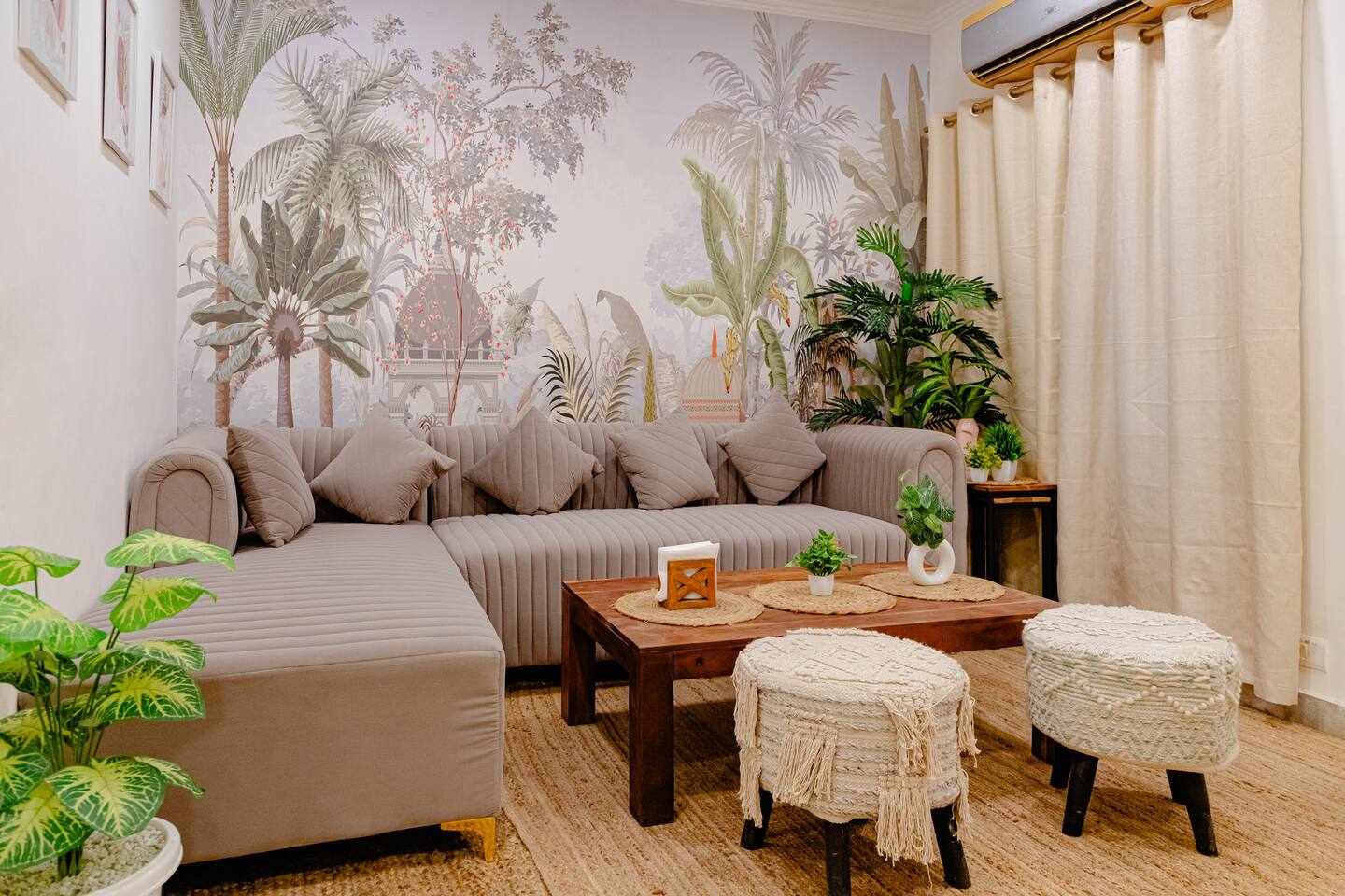 3BHK Mughal gem by Hauz Khas