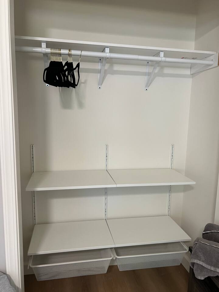 Smart Storage, Built-in Shelving