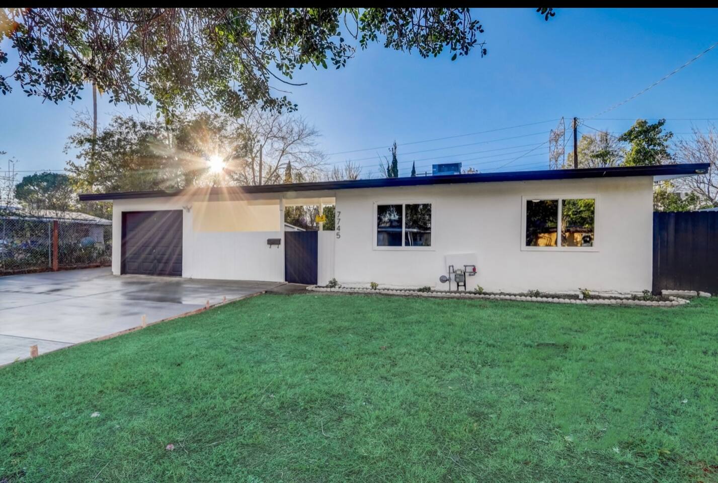 AMPLE PARKING, SINGLE STORY HOUSE