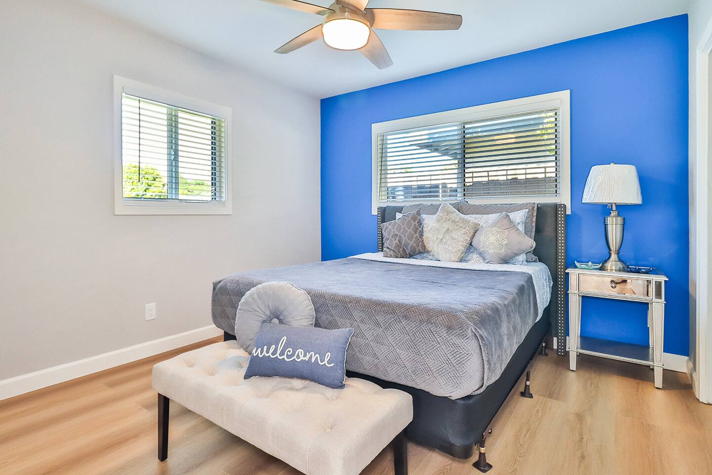 COZY BEDROOM, BLUE ACCENT WALL BEDROOM
