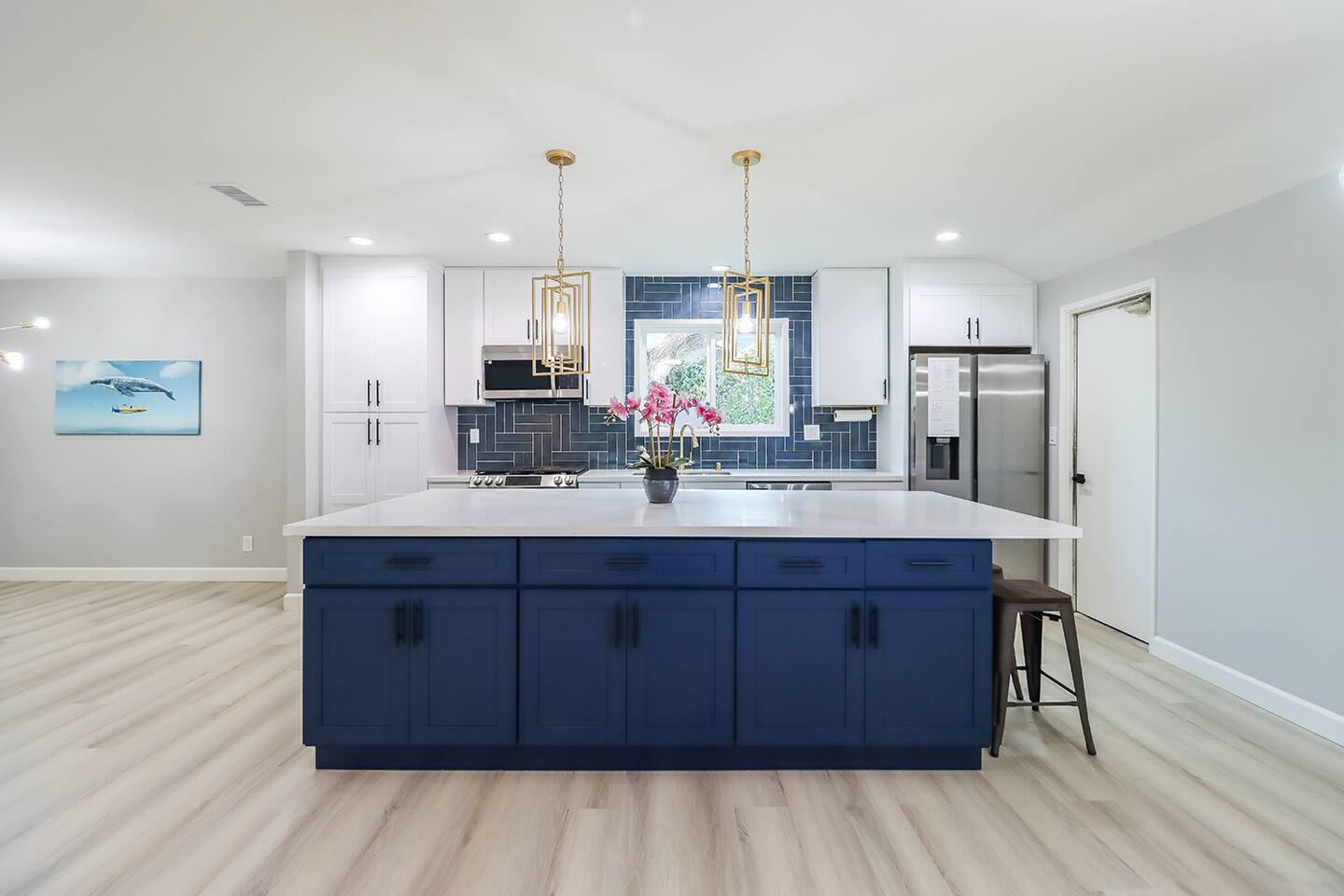 STYLISH KITCHEN, ISLAND KITCHEN