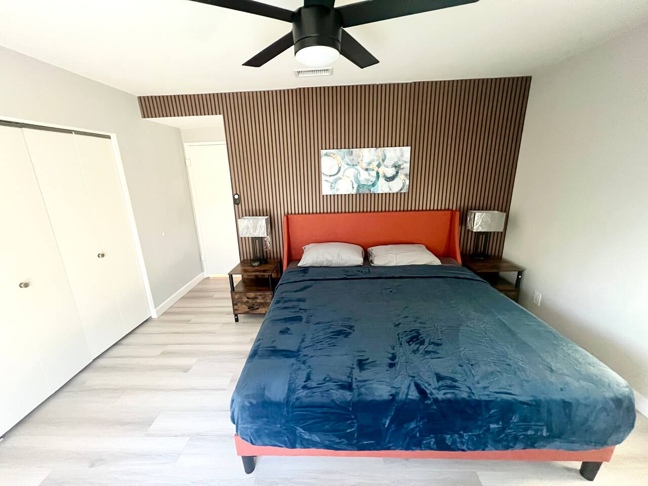 COZY BEDROOM, CEILING FAN BEDROOM