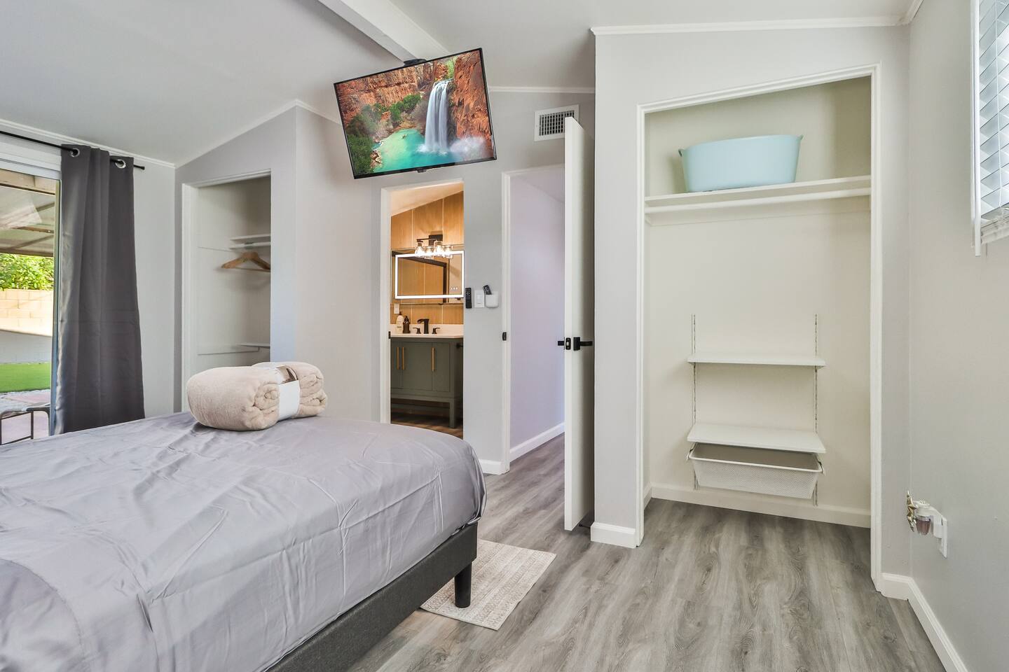 BEDROOM WITH STORAGE OUTDOOR ACCESS