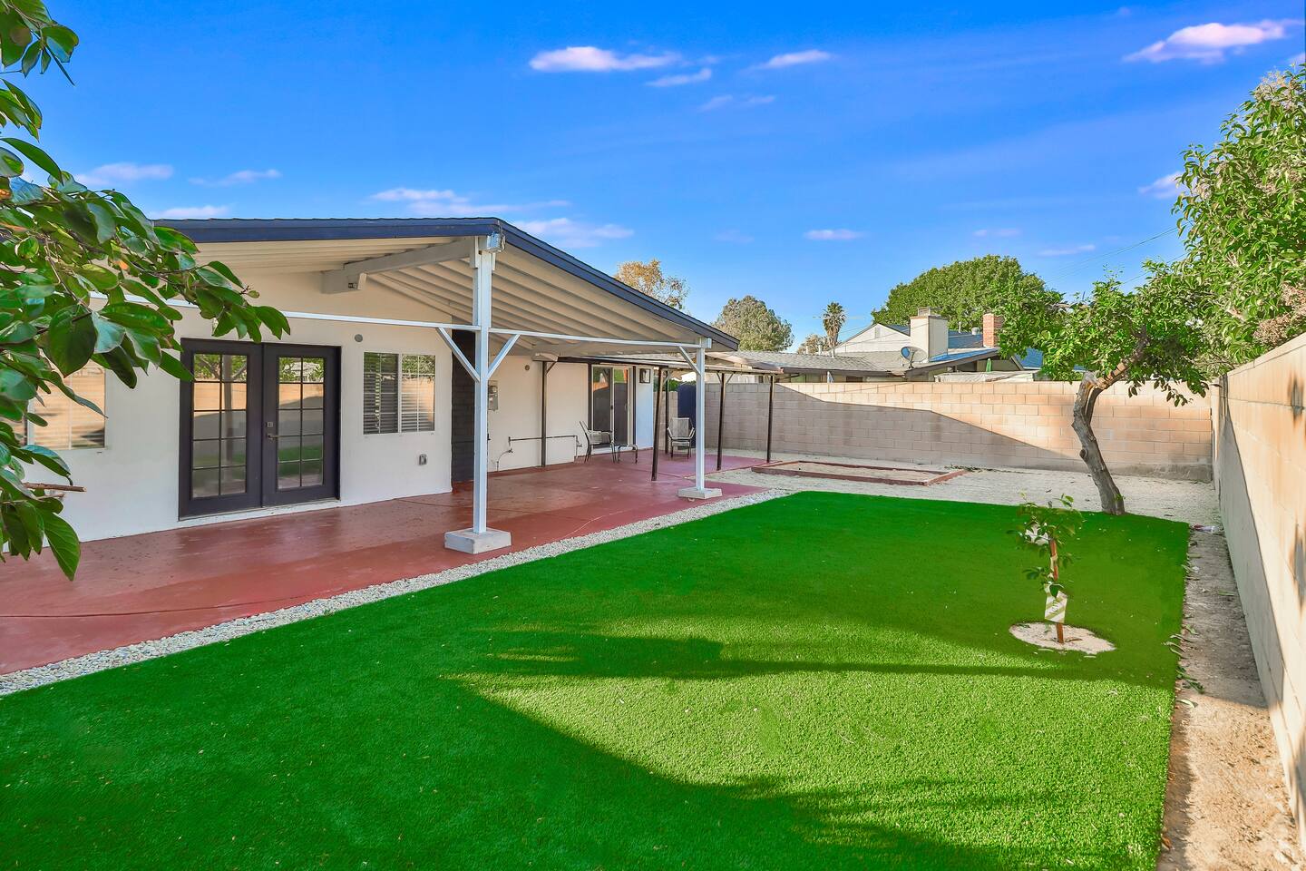 COVERED PATIO, BACKYARD WITH LAWN, OUTDOOR LIVING