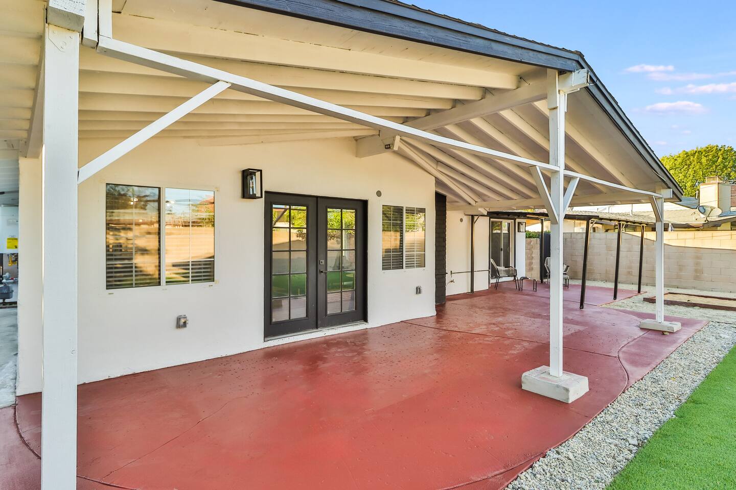 COVERED PATIO, OUTDOOR LIVING SPACE