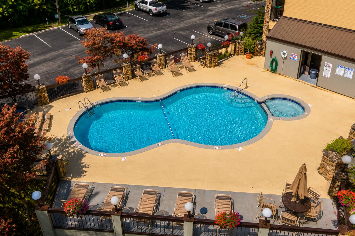Family fun is just steps away! Enjoy the seasonal community pool, separate kiddie pool, and plenty of poolside seating. It’s the perfect place for kids to splash and play while parents relax during your Smoky Mountain getaway.