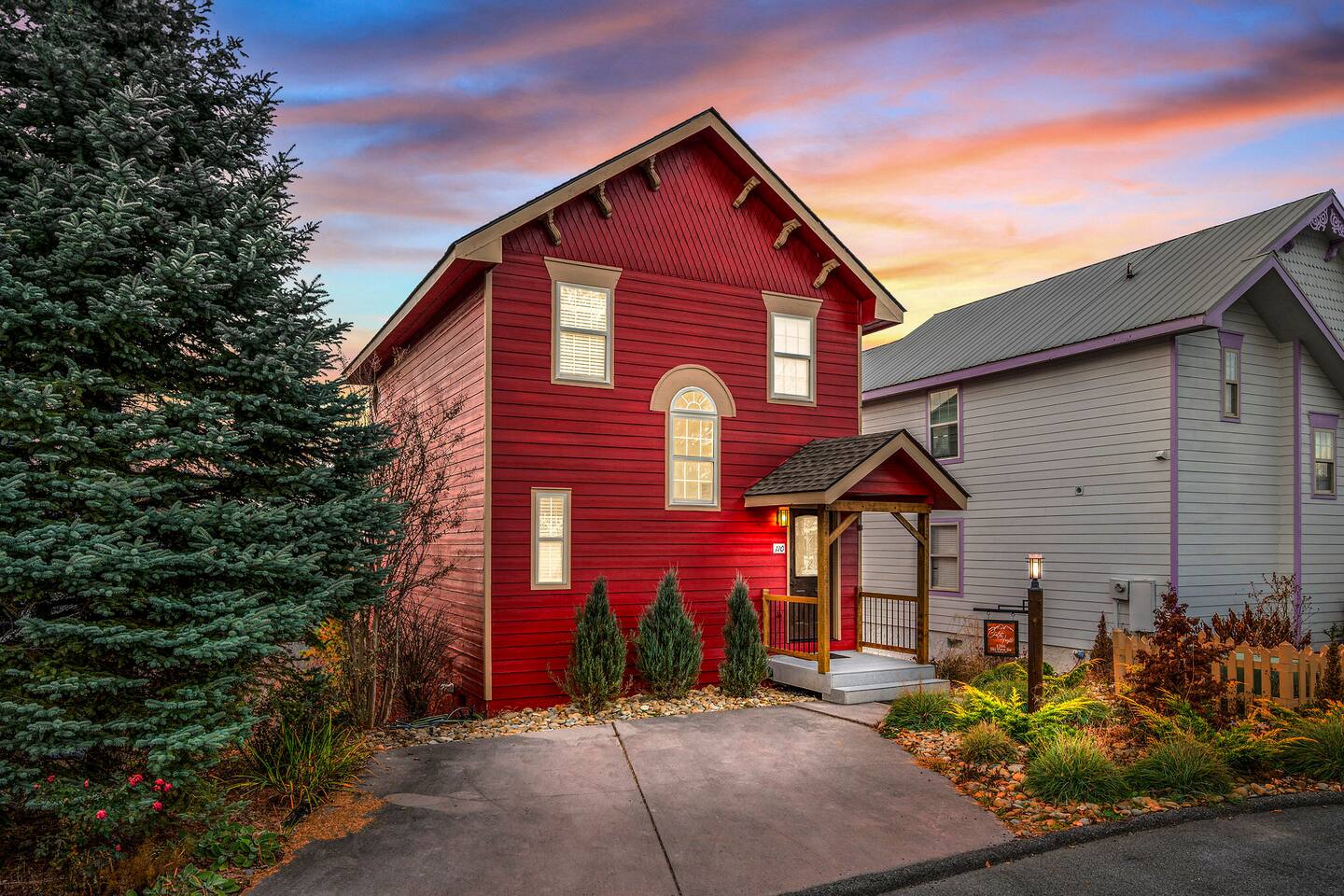 Escape to a one-of-a-kind red mountain chalet where luxury meets romance in the heart of the Smoky Mountains. Thoughtfully designed for couples, this elegant retreat offers breathtaking views, upscale comforts, and an unforgettable getaway.