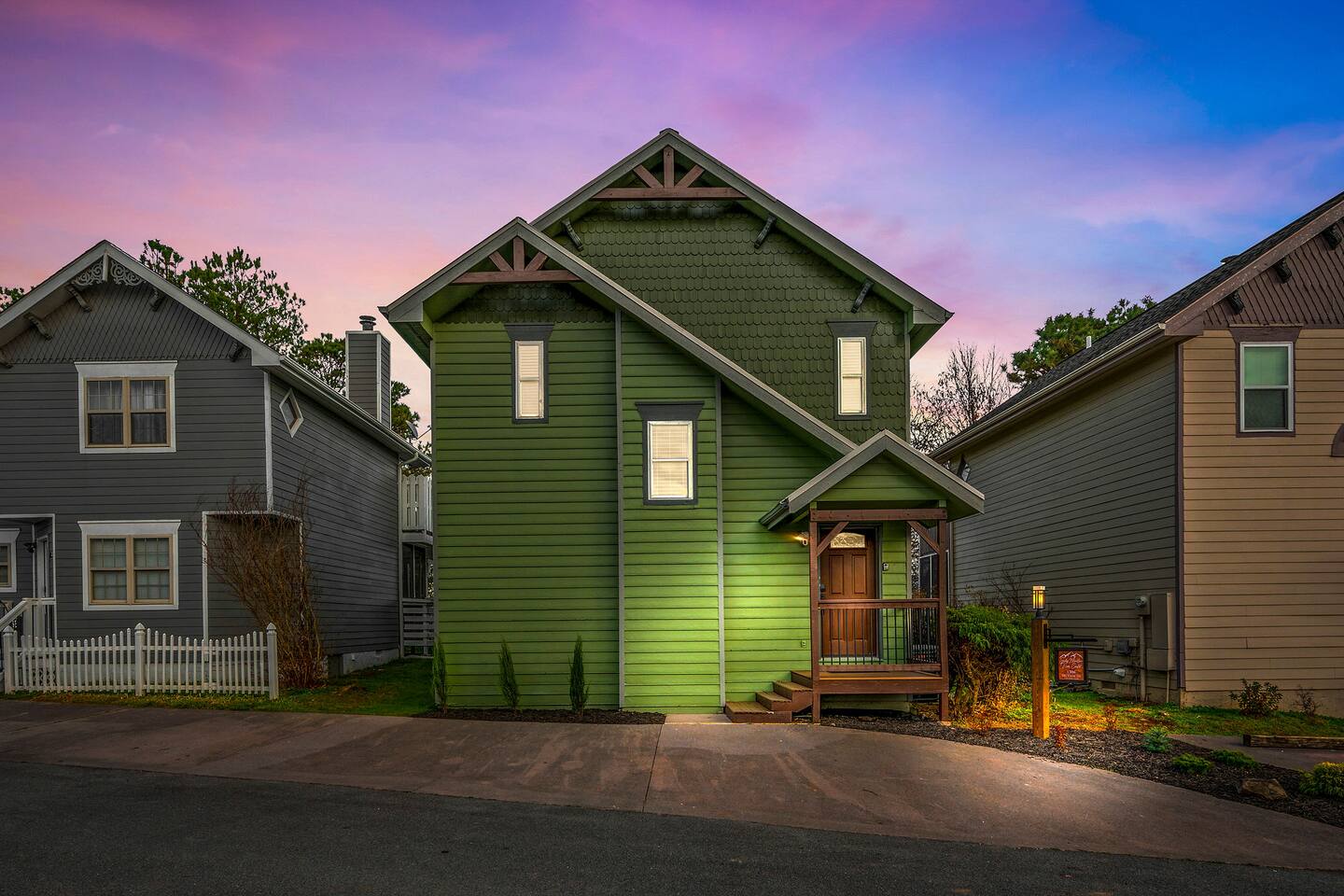 Welcome home to your Smoky Mountain getaway! This charming retreat offers a peaceful place for the whole family to relax, reconnect, and make lasting memories just minutes from the fun and attractions of Gatlinburg.