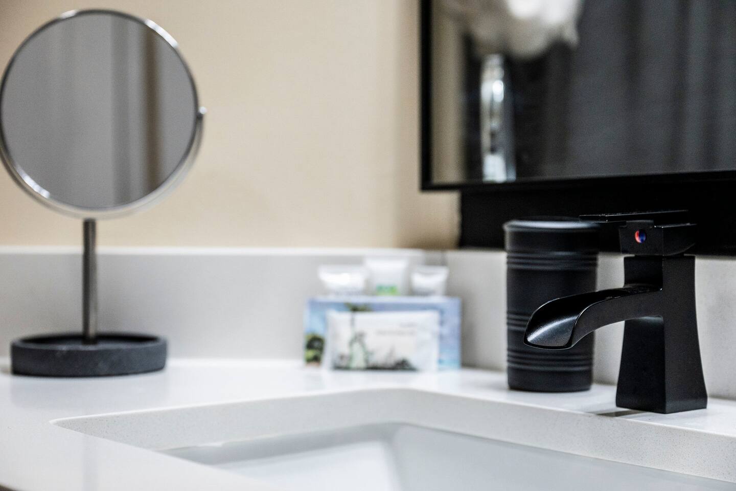 A thoughtfully designed vanity makes getting ready easy for the whole family, with a spacious sink, modern fixtures, and a convenient makeup mirror—perfect for busy mornings before heading out to explore Gatlinburg.