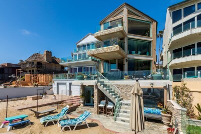 Beachfront Large Spacious Home - Ocean Views
