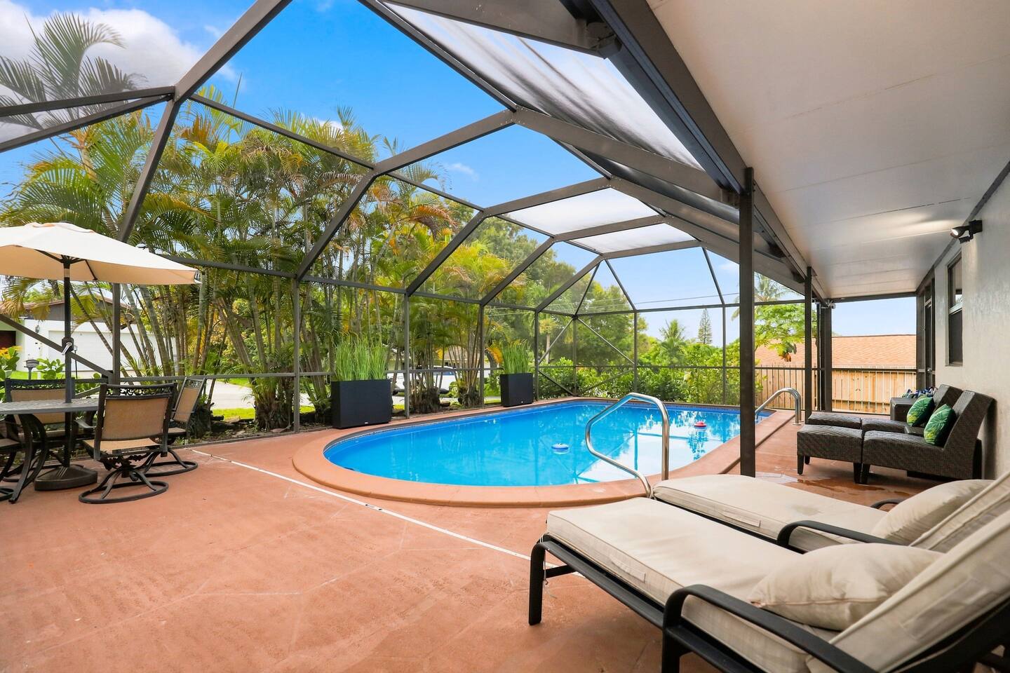 Family Escape • Pool + BBQ • Near Delray & Beaches