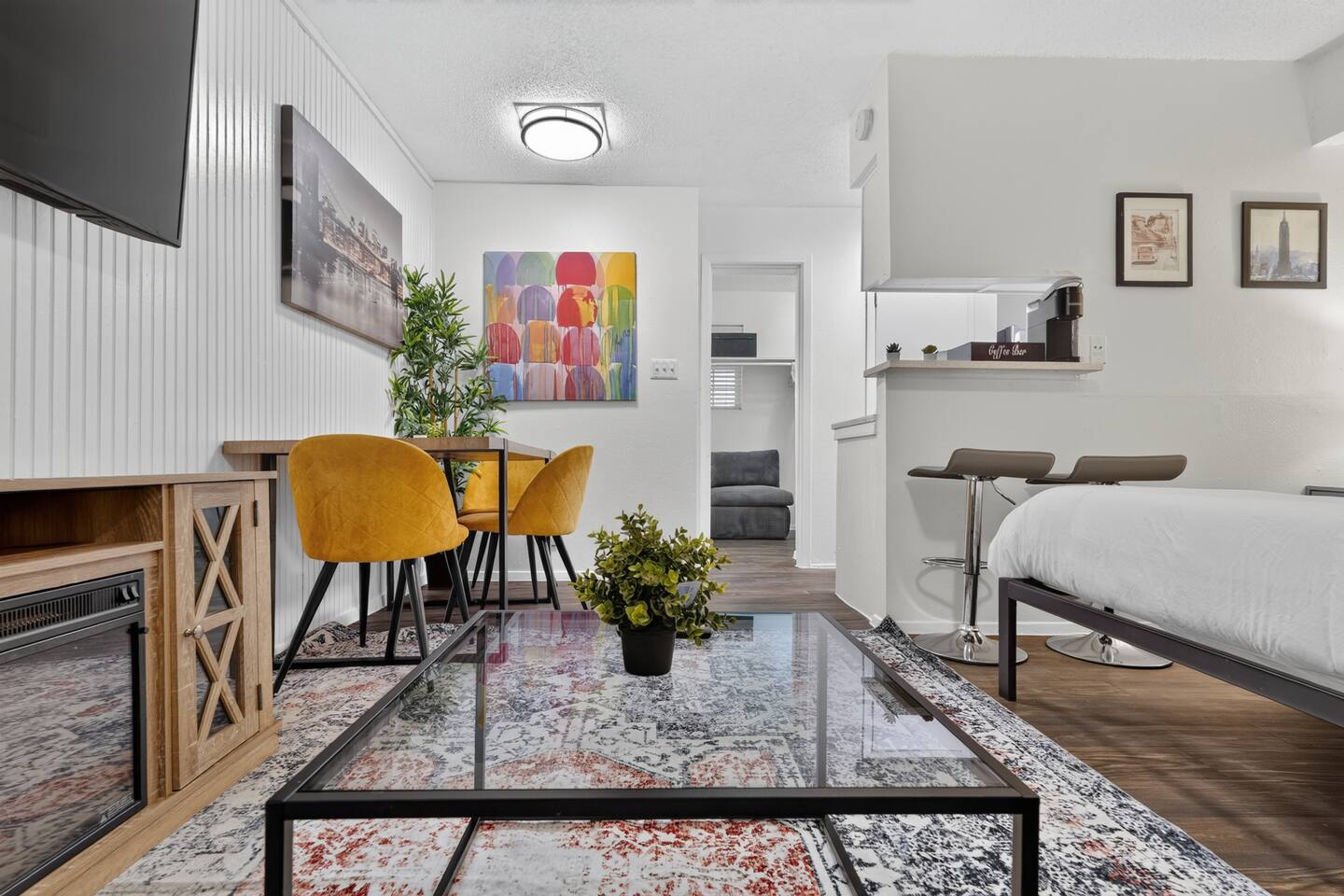 Cozy Studio in Central Austin/ Near UT & Downtown