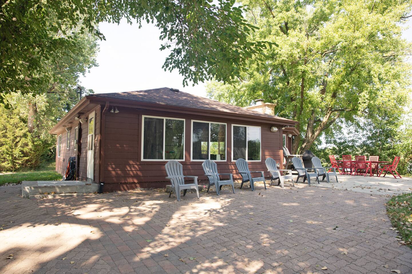 Riverside Cabin, Fire Pit, Trails, Lake, Fishing