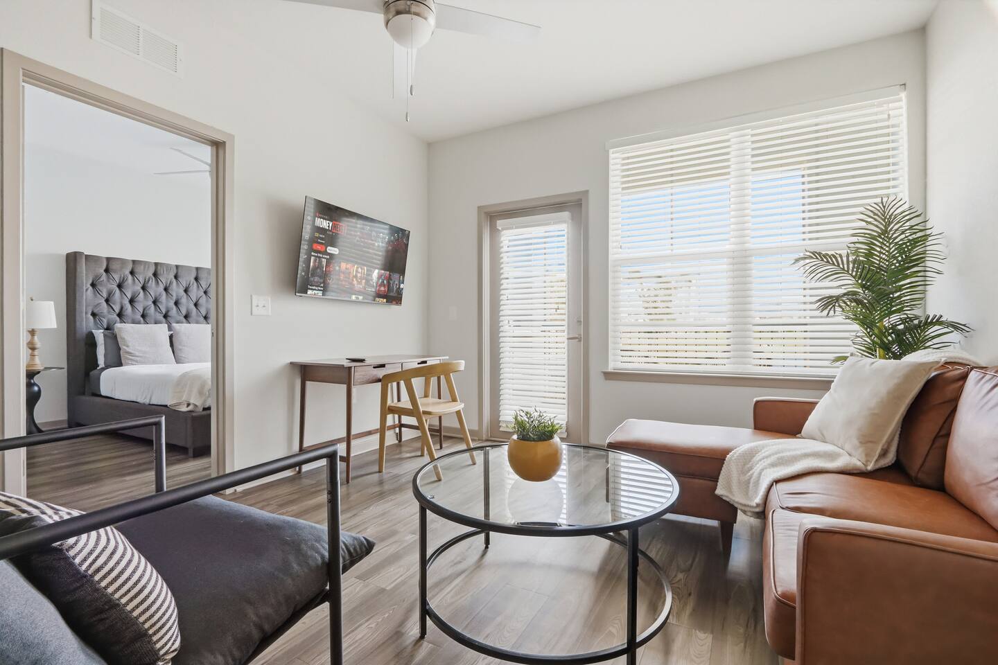 Corporate 1BR Near HSV Airport | Pool & Gym