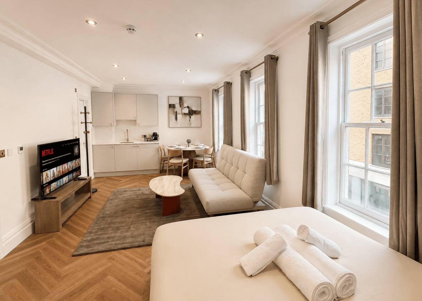 Nestoya House King Suite