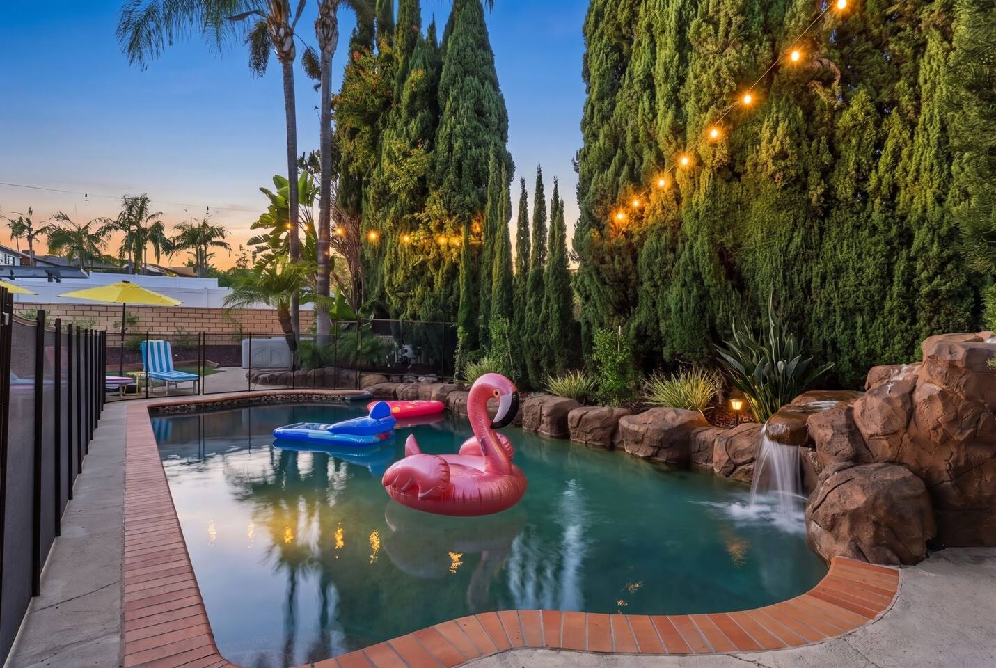 OC Coast Pool•Spa•Theater•Game Room•Mini Golf