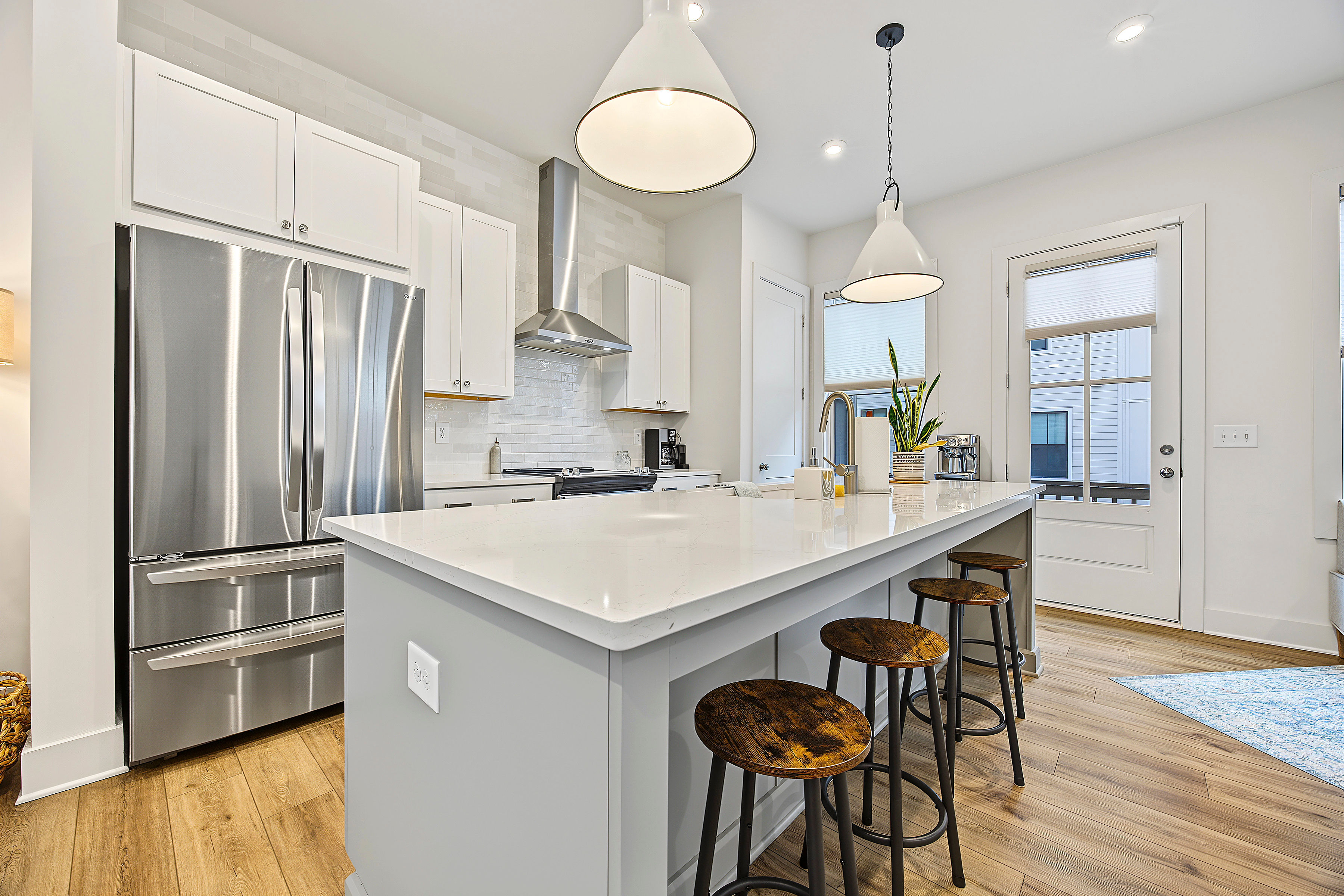 Modern 2BR Townhome Near Grant Park & the Beltline, photo 3 of 23
