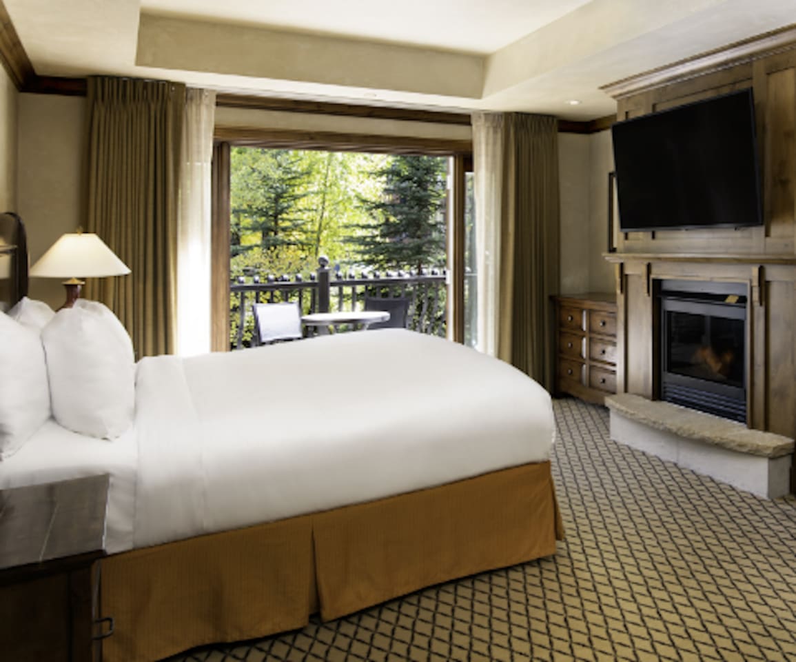 ASPEN MOUNTAIN RESIDENCES FORMALLY THE GRAND HYATT ASPEN IN TOWN BEDROOM