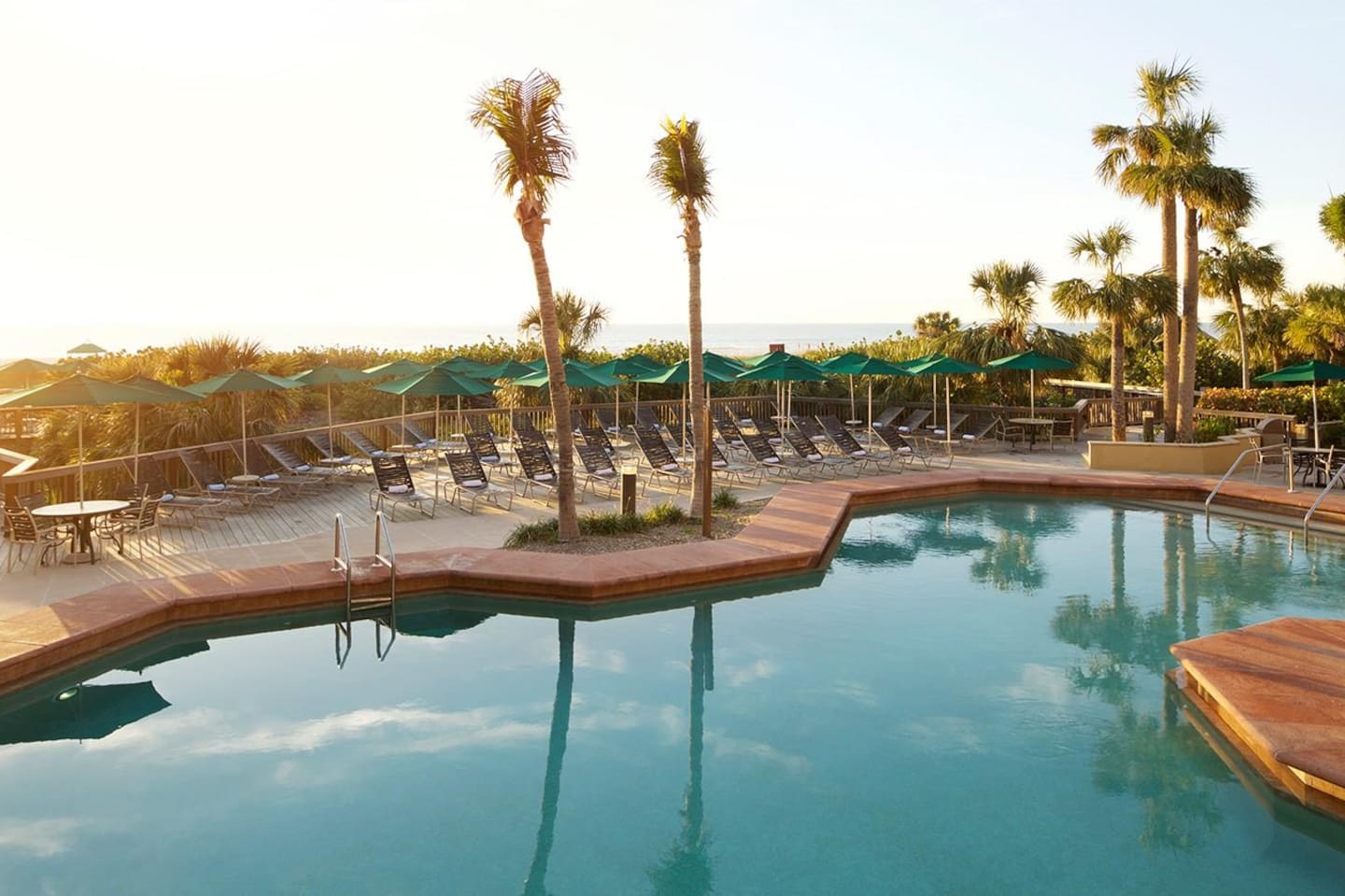 EAGLE'S NEST RESORT/HOTEL MARCO ISLAND! RESORT BEDROOM