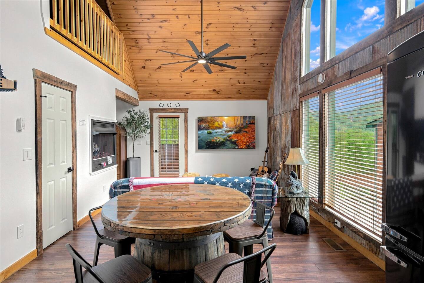 Ever watch the game and the mountains at the same time?!?! I did! PM us for discount rates for weekly stays