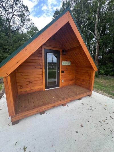 The Castoway Canopy - Private Couples Cabin rental in Umatilla