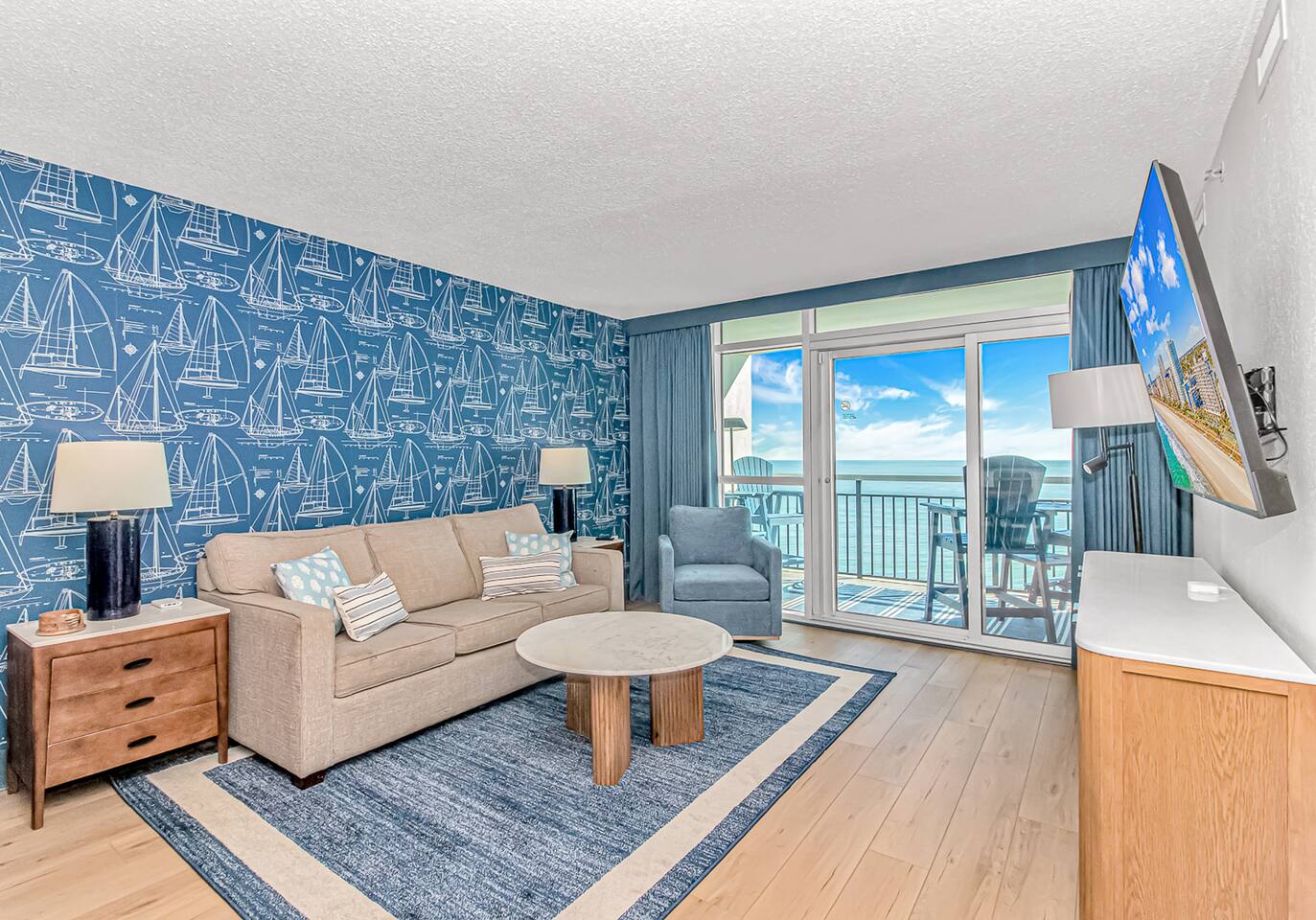 Modern Oceanfront 1BR 18th Fl | Balcony & Views