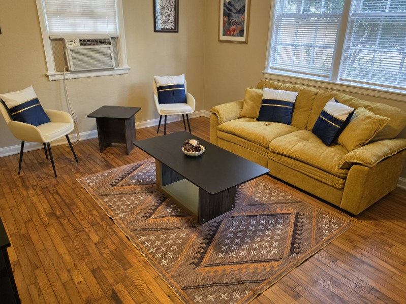 Cloverdale Value Nest