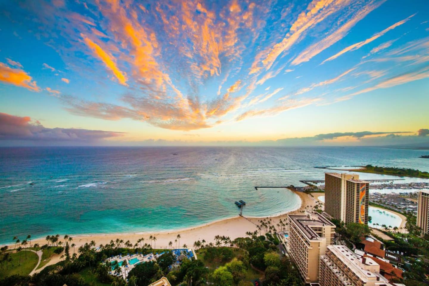 2 bdrm Waikiki Hilton Grand Vacations at Hilton