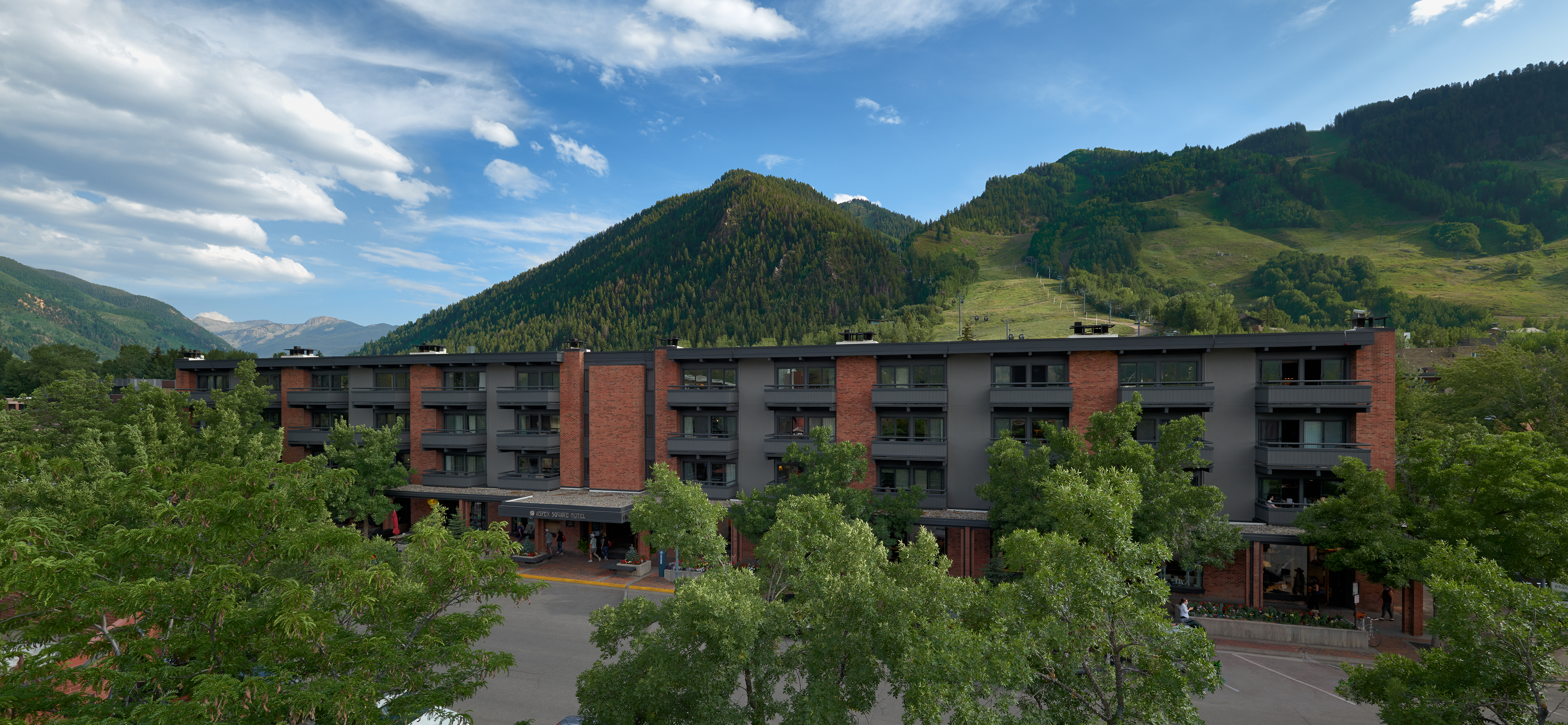 Modern mountain retreat with balconies and stunning alpine views